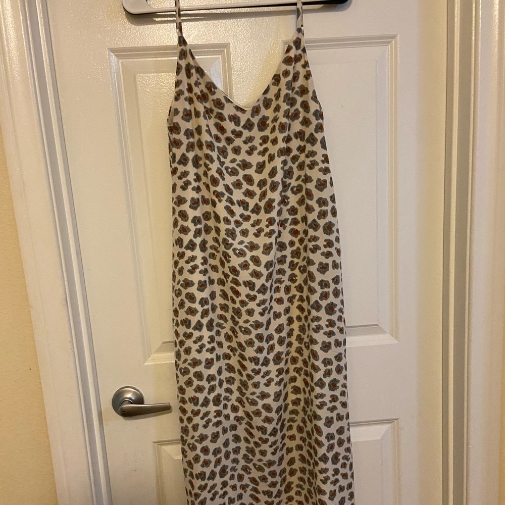 Medium cheetah print dress